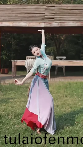 国产乱理伦片A级在线观看